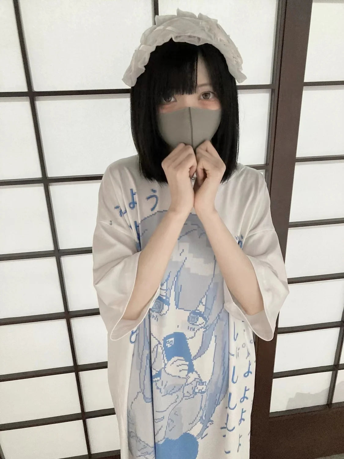 Y2K Japanese Anime Print Tee - Kawaii Aesthetic Short Sleeve