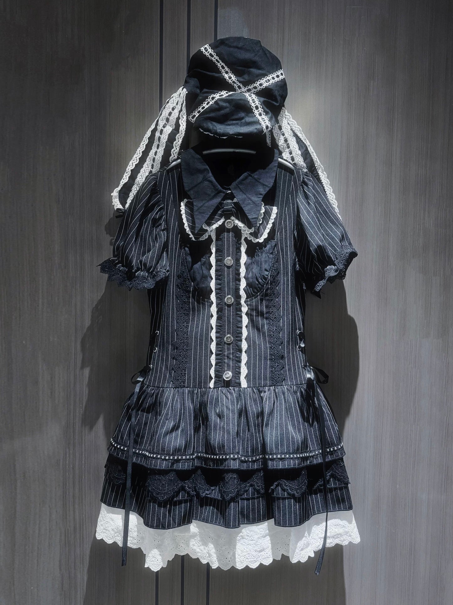 Batwing Collar Bow Dress - Subculture Puff Sleeve